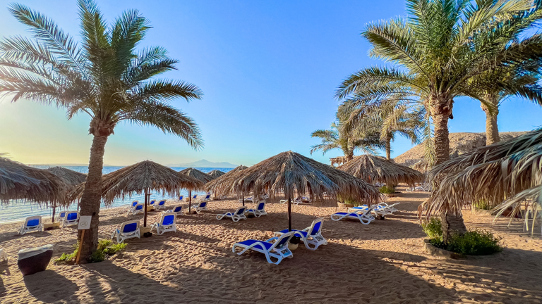 Tamra Beach Resort - Image 6