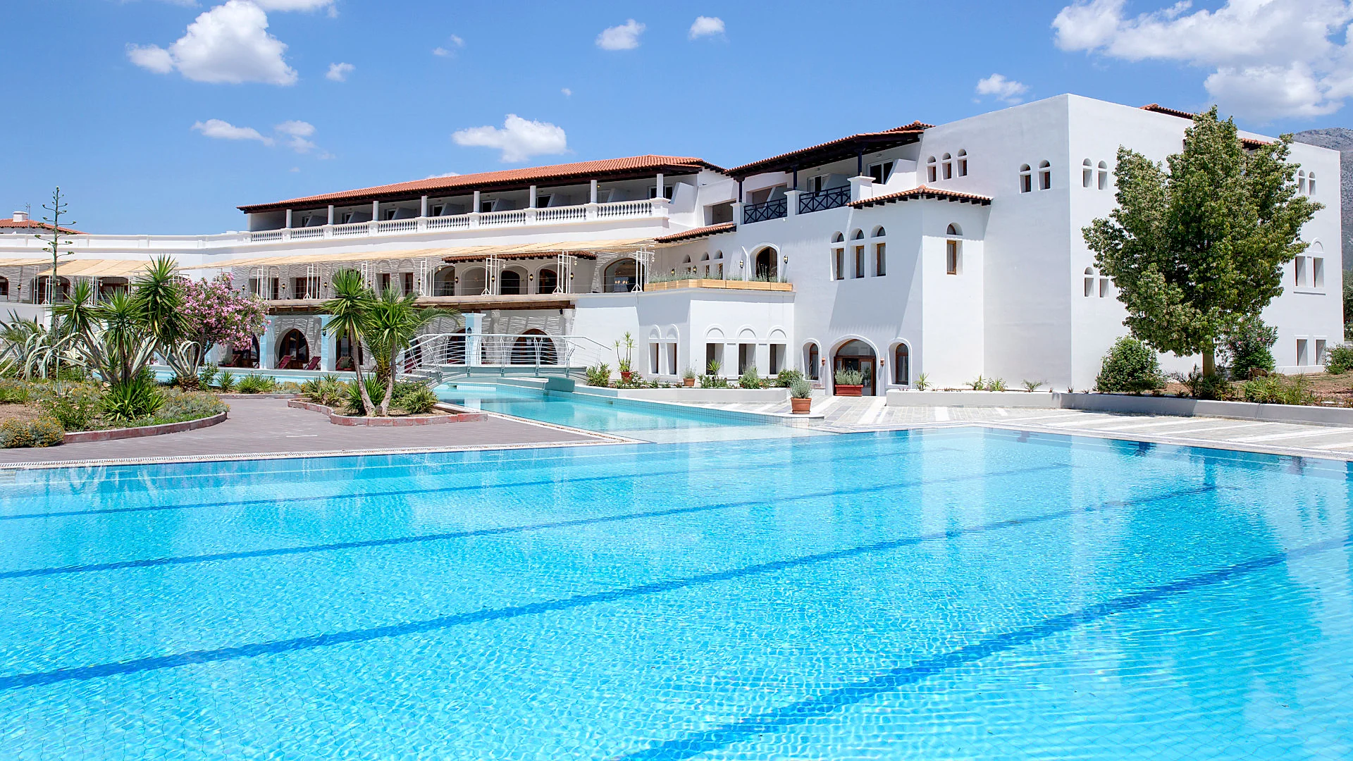 Eretria Hotel & Spa Resort - Image 2