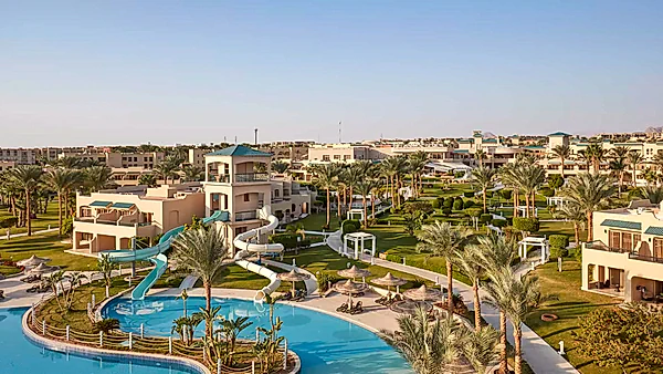 Coral Sea Holiday Village - Image 5