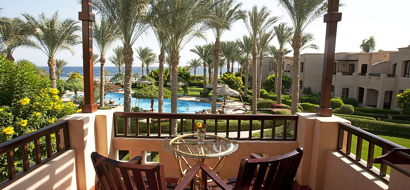 Tamra Beach Resort - Image 2