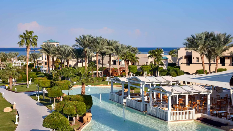 Coral Sea Holiday Village - Image 6