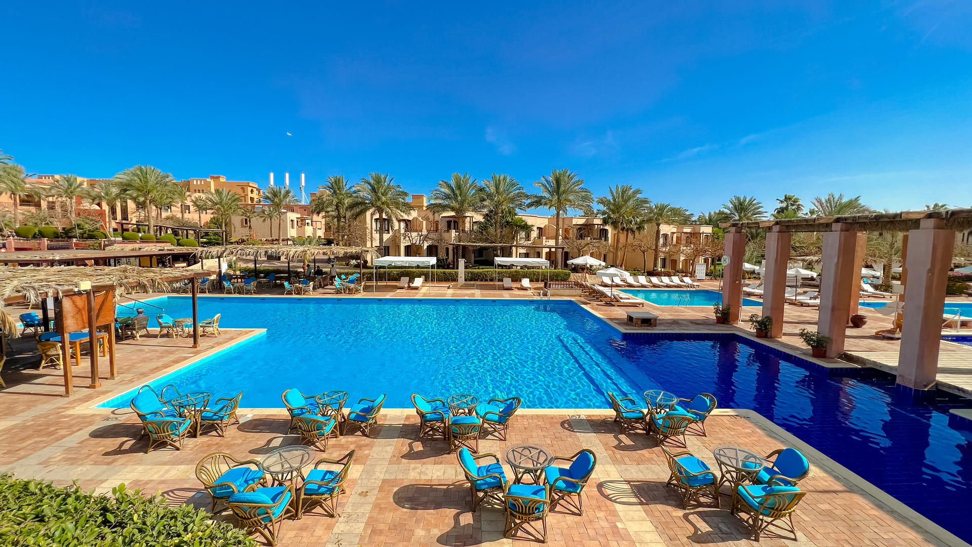 Tamra Beach Resort - Image 8