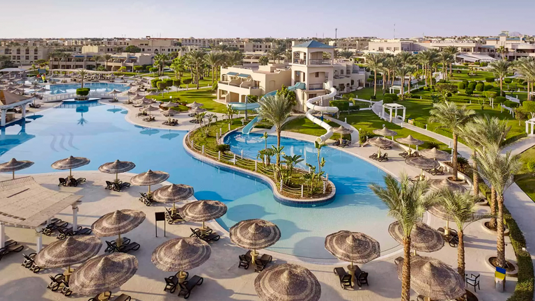 Coral Sea Holiday Village - Image 3