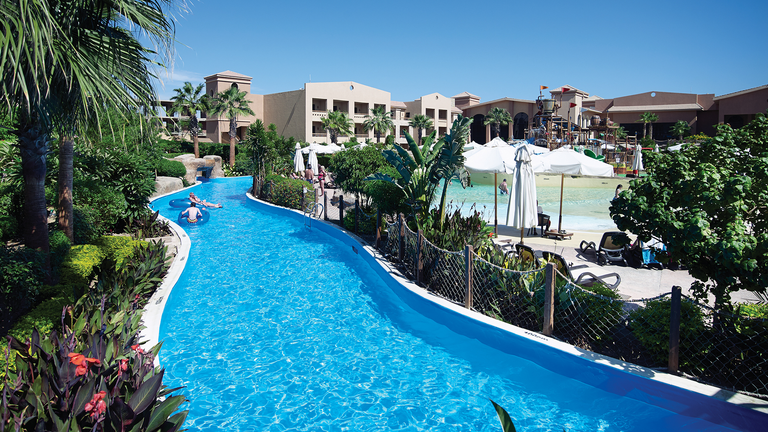 Coral Sea Aqua Club - Image 5