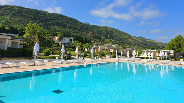 Costa degli Dei Resort Tropea - Image 1