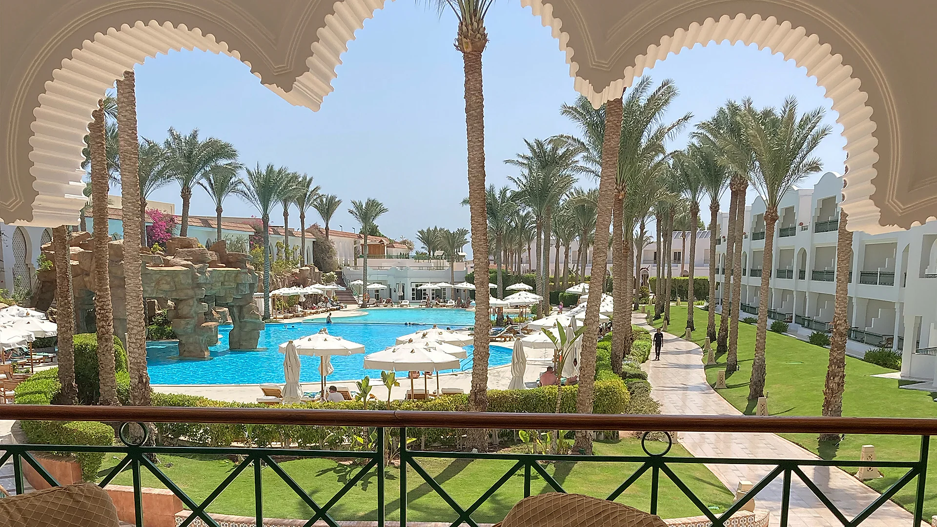 Baron Palms Resort - Image 4